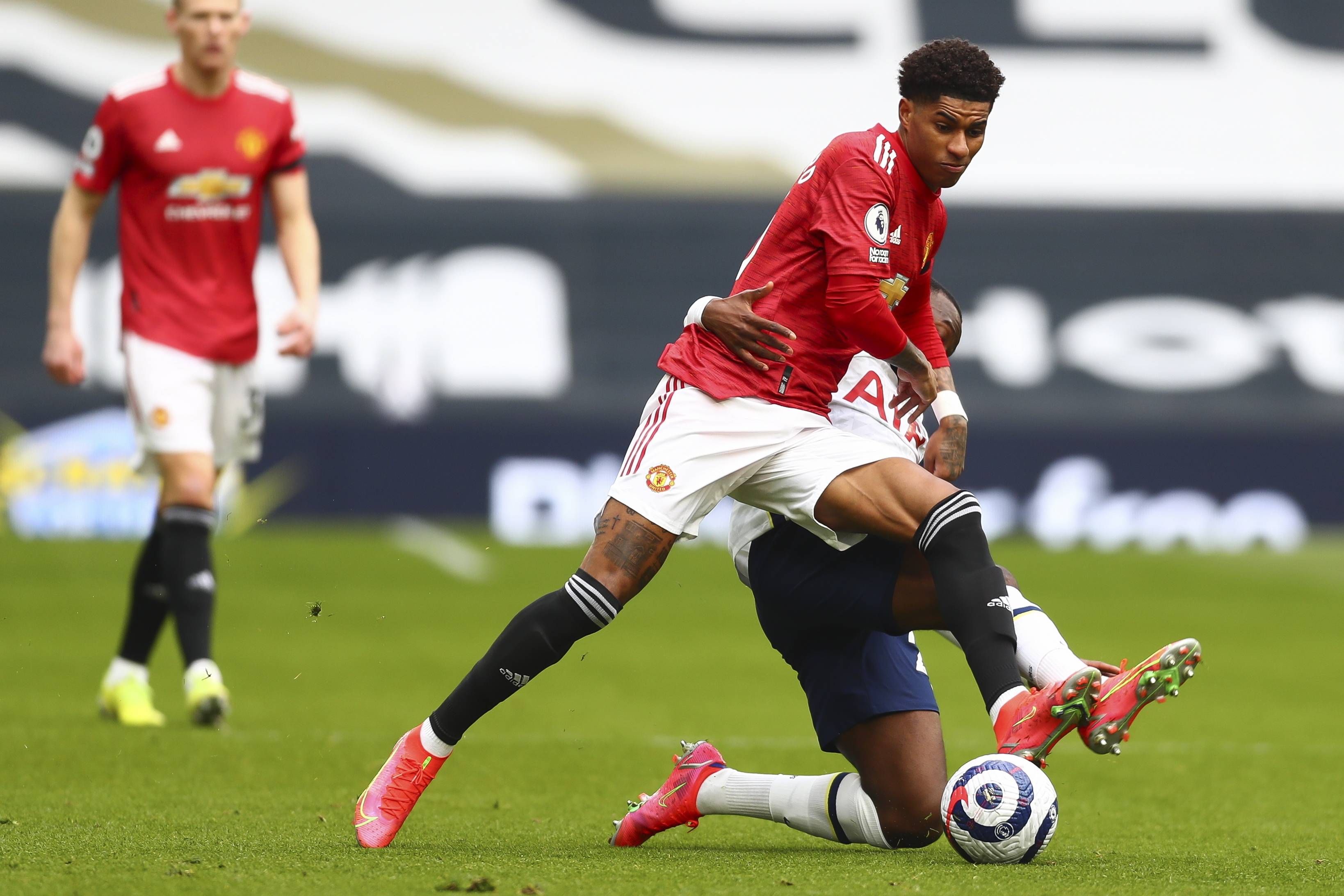 两队在英超 两队在英超